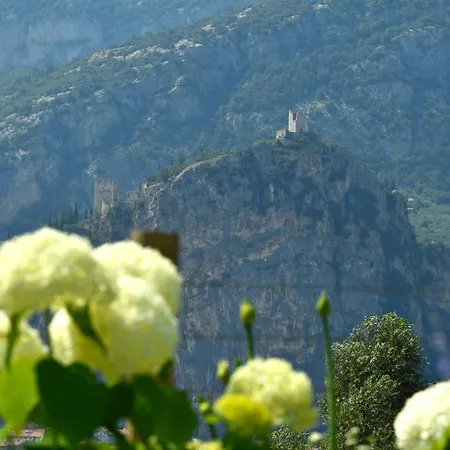 Gazzi 'panoramic & Relaxing' Apartment Arco